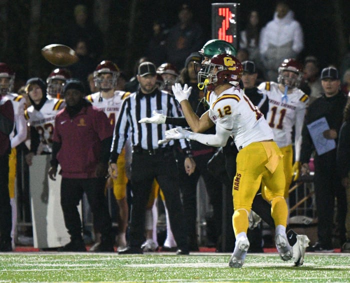 a Central Catholic West Linn 6A Oregon football semifinal November 17 2023 Taylor Balkom 19